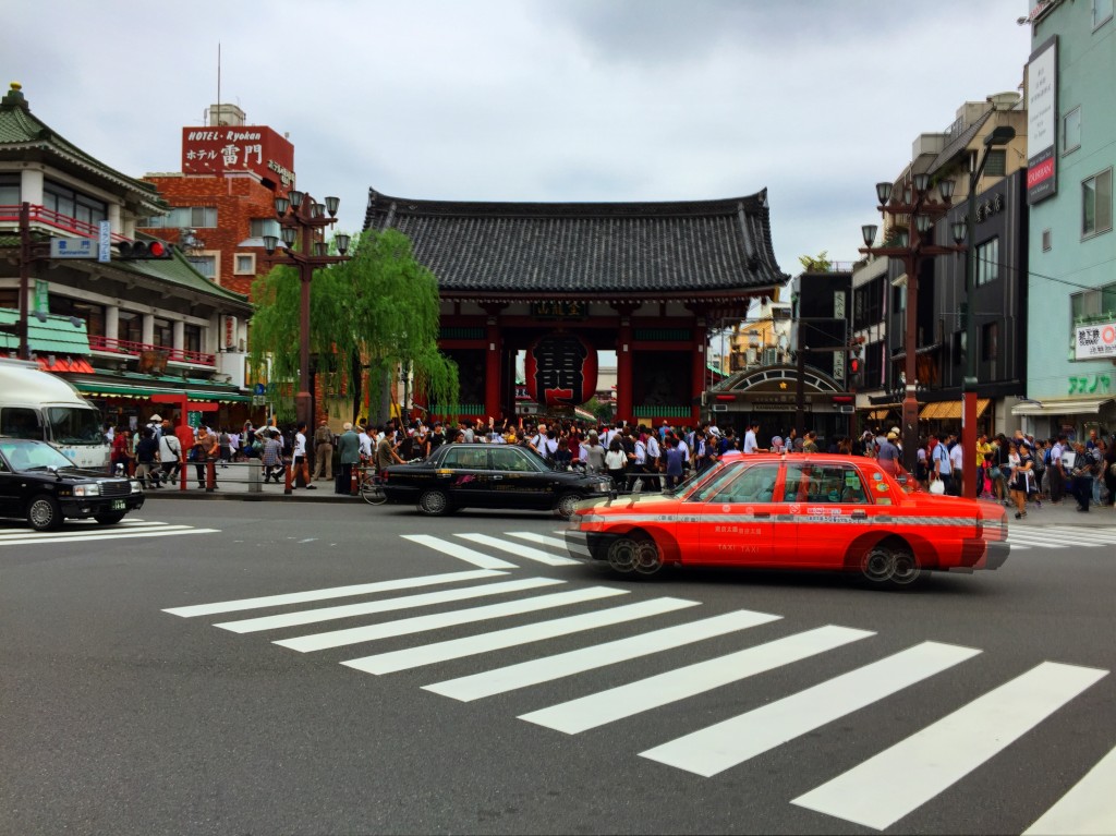 Poort naar de Senso-ji tempel